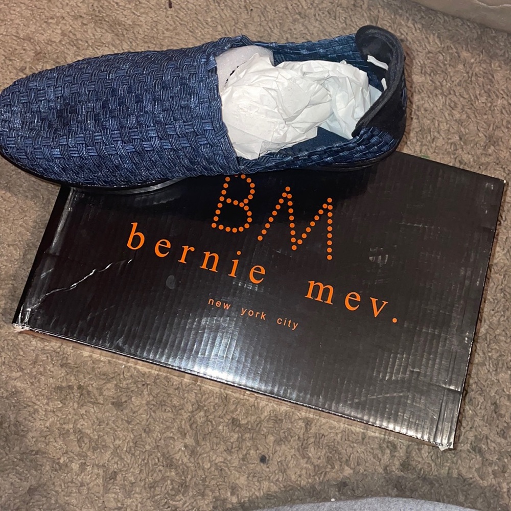 Ladies footwear
